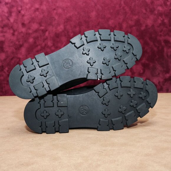 Michael Kors Women Ridley Black Leather Lug Chelsea Ankle Boots sz 9 - Picture 5 of 8